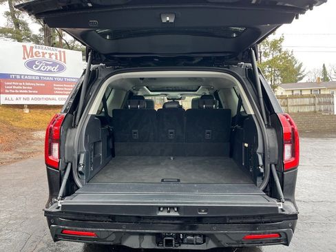 Used 2025 Ford Expedition Max Active image 8