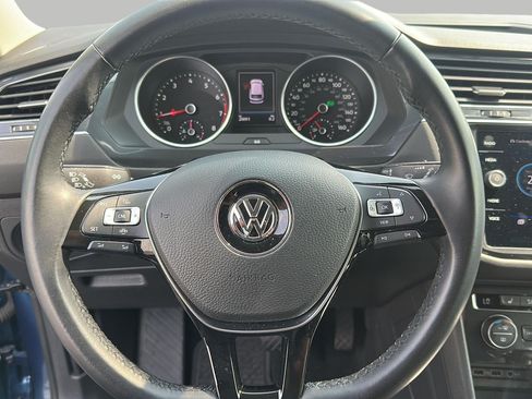 Used 2019 Volkswagen Tiguan SE AWD/4WD image 12
