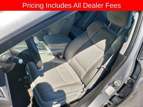 Used 2018 Acura TLX w/ Technology Package FWD image 12