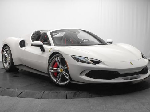 Used 2025 Ferrari 296 GTS RWD image 1