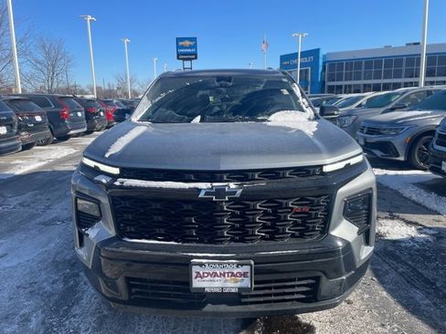 Used 2025 Chevrolet Traverse RS w/ LPO, Floor Liner Package image 6