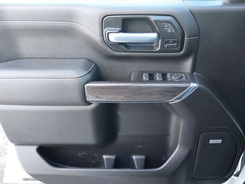 Used 2021 Chevrolet Silverado 2500 LTZ w/ LTZ Convenience Package image 35