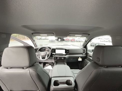 New 2026 GMC Sierra 3500 SLT image 24