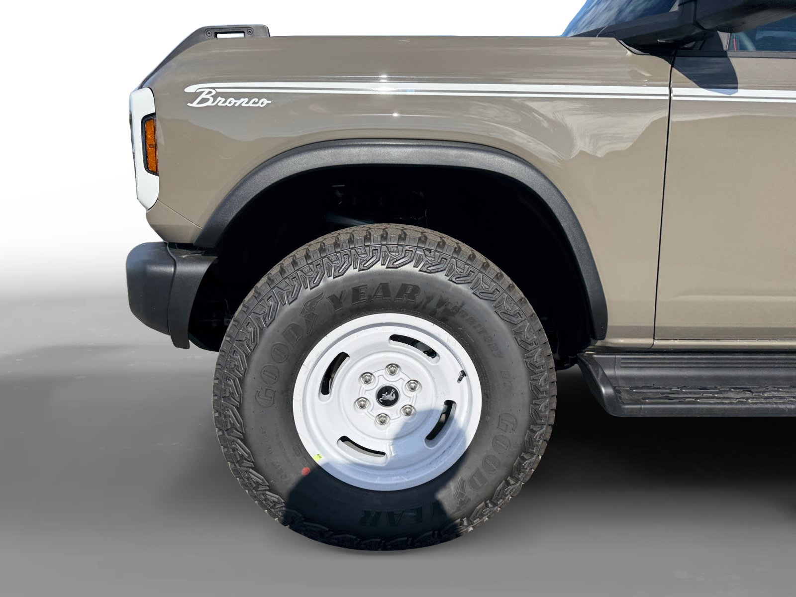 New 2026 Ford Bronco Heritage Edition AWD/4WD image 9