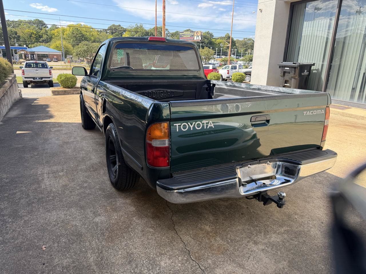 Used 1999 Toyota Tacoma 2WD Regular Cab image 3