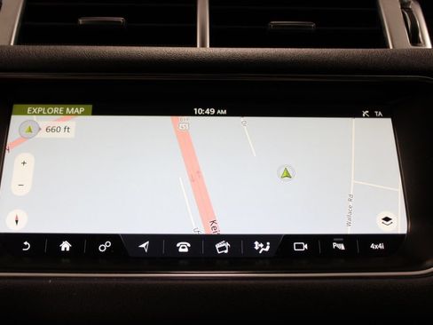 Used 2017 Land Rover Range Rover Sport SE AWD/4WD image 30
