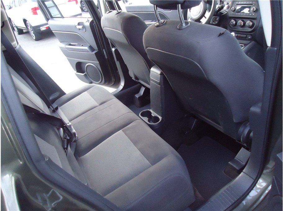 Used 2015 Jeep Compass Sport w/ Power Value Group AWD/4WD image 16