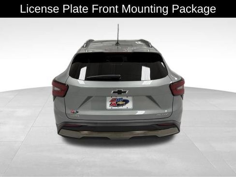 Certified 2024 Chevrolet Trax ACTIV w/ Sunroof Package FWD image 5