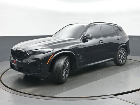 Used 2024 BMW X5 xDrive40i w/ M Sport Package image 7