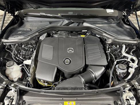 Used 2026 Mercedes-Benz GLC 300 4MATIC image 33
