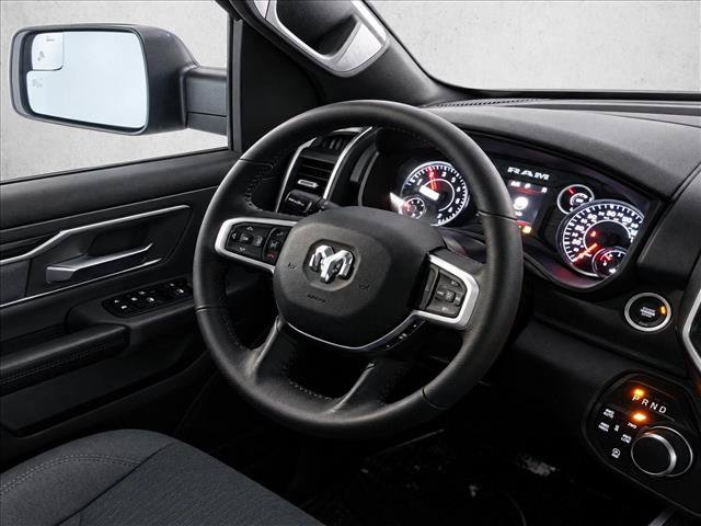 Used 2023 RAM 1500 Big Horn AWD/4WD image 28