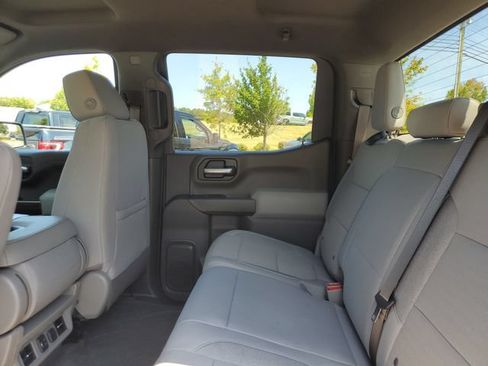 Used 2021 Chevrolet Silverado 1500 LT RWD image 15