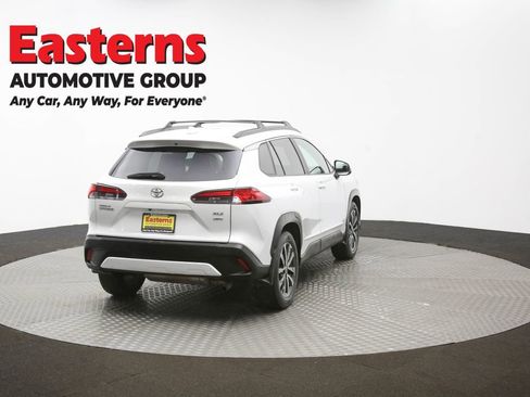 Used 2022 Toyota Corolla Cross XLE w/ Convenience Package image 36