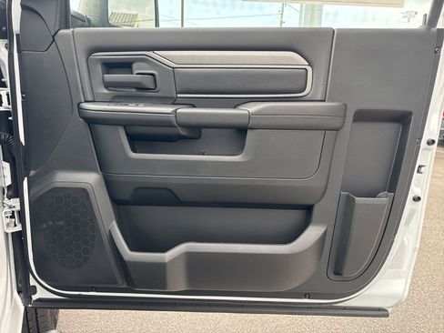 New 2026 RAM 3500 Tradesman w/ Chrome Appearance Group image 19