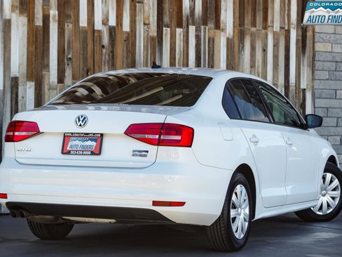 Used 2015 Volkswagen Jetta S image 7