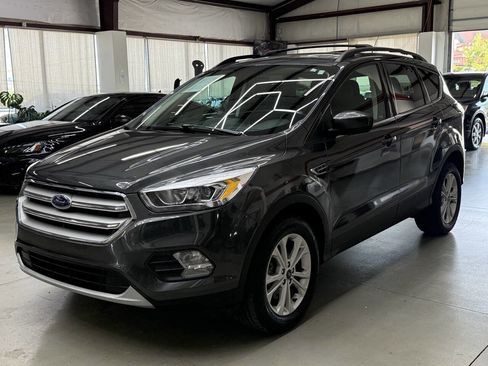Used 2018 Ford Escape SEL AWD/4WD image 5