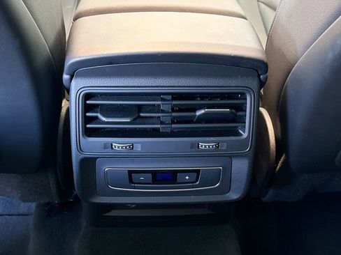 Used 2025 Audi Q7 3.0T Premium Plus image 24