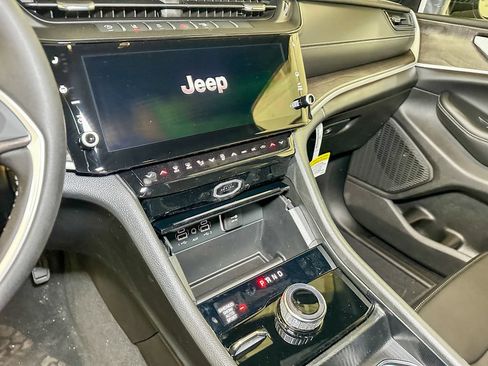 New 2026 Jeep Grand Cherokee Limited AWD/4WD image 27