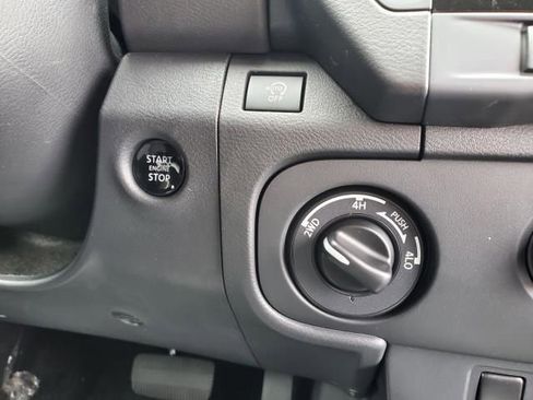 New 2026 Nissan Frontier S image 24