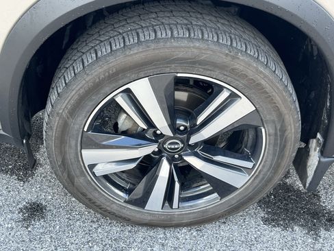 Used 2023 Nissan Rogue SL w/ SL Premium Package AWD/4WD image 14