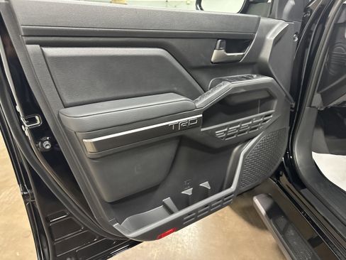 New 2025 Toyota Tacoma TRD Off-Road image 14