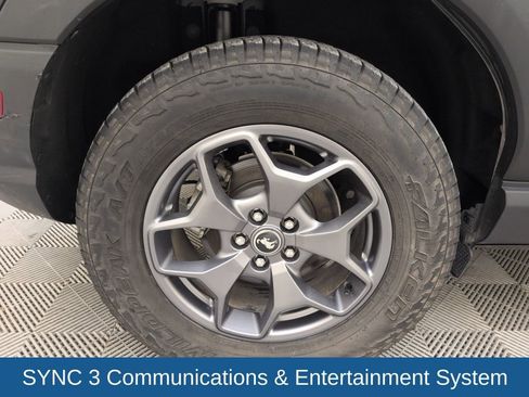 Used 2023 Ford Bronco Sport Badlands image 18