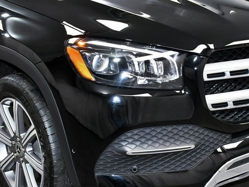 Used 2023 Mercedes-Benz GLS 450 4MATIC image 89