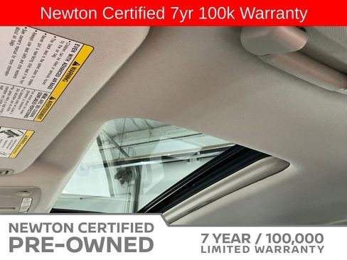 Used 2024 Nissan Armada SL w/ Captain's Chairs Package AWD/4WD image 6