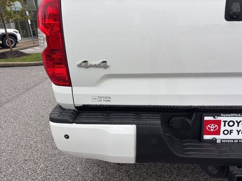 Used 2017 Toyota Tundra Platinum AWD/4WD image 7