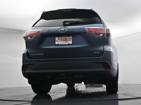 Used 2015 Toyota Highlander XLE FWD image 38