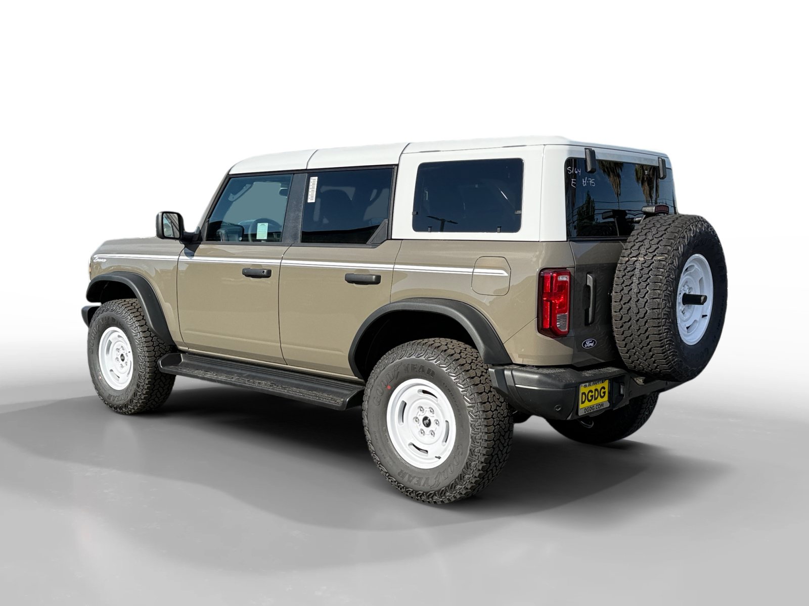 New 2026 Ford Bronco Heritage Edition AWD/4WD image 3