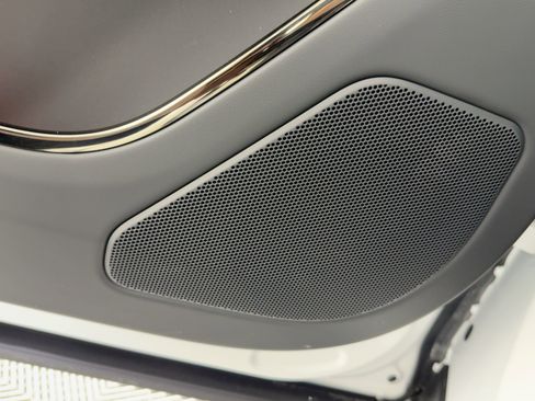 Used 2023 Land Rover Range Rover Sport SE Dynamic image 19