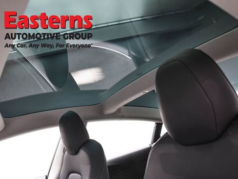 Used 2018 Tesla Model 3 RWD image 27