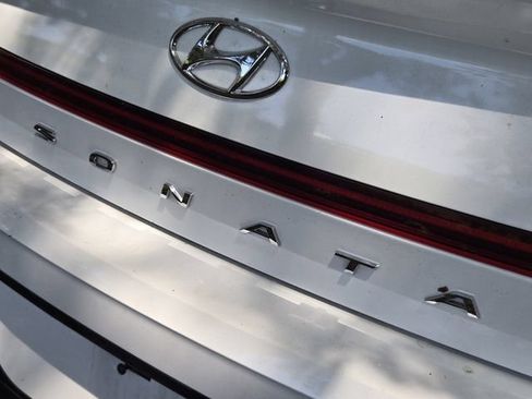 Used 2023 Hyundai Sonata SEL w/ Convenience Package FWD image 11