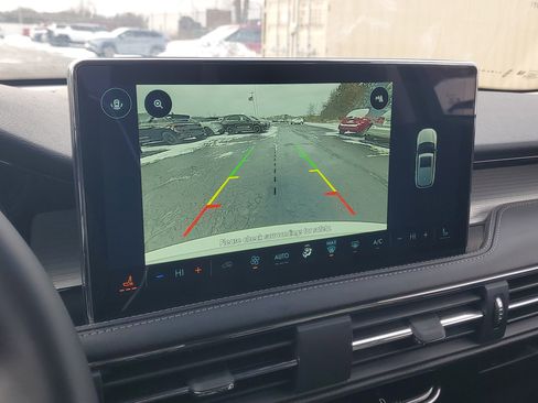 New 2026 Lincoln Corsair Premiere image 19