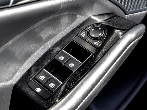 Used 2025 MAZDA MAZDA3 s image 11