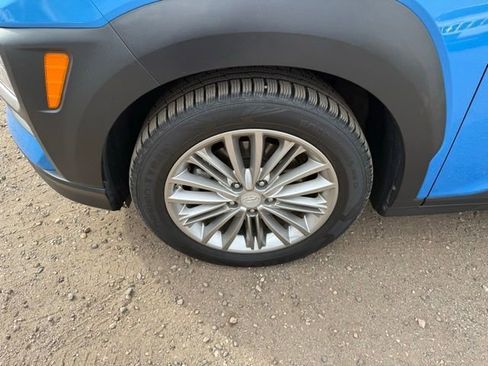 Used 2019 Hyundai Kona SEL image 11