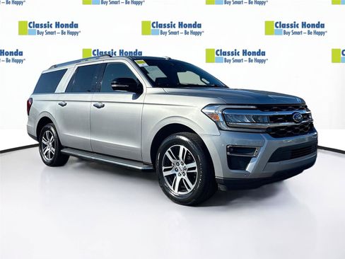 Used 2023 Ford Expedition Max Limited image 1