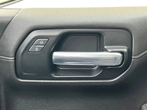 Used 2020 Chevrolet Silverado 1500 LT w/ Convenience Package AWD/4WD image 50