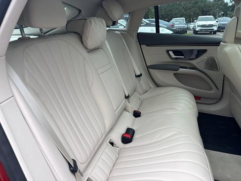 Used 2022 Mercedes-Benz EQS 450+ Sedan image 15