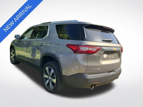Used 2018 Chevrolet Traverse LT FWD image 5