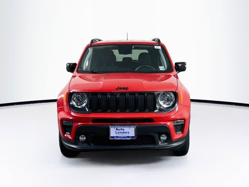 Used 2023 Jeep Renegade Altitude w/ Convenience Group I AWD/4WD image 2