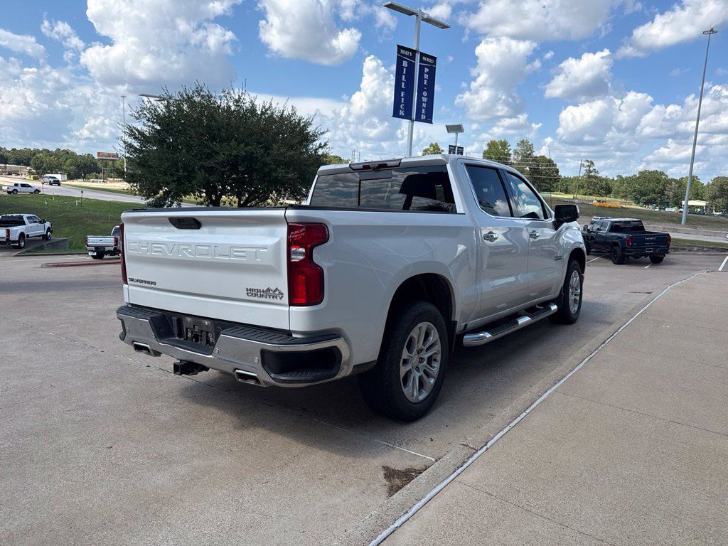 Used 2023 Chevrolet Silverado 1500 LTZ w/ Technology Package AWD/4WD image 8