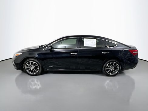 Used 2016 Toyota Avalon XLE Plus FWD image 9