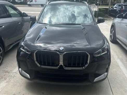 Used 2023 BMW X1 xDrive28i AWD/4WD image 2