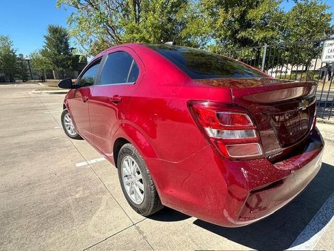 Used 2019 Chevrolet Sonic LT w/ Convenience Package image 17
