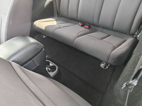 Used 2015 Jeep Wrangler Sport AWD/4WD image 19