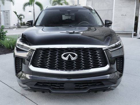 Used 2023 INFINITI QX60 Luxe w/ Vision Package FWD image 5