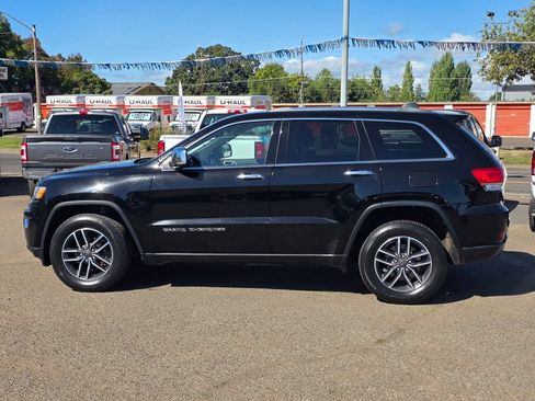 Used 2019 Jeep Grand Cherokee Limited AWD/4WD image 9