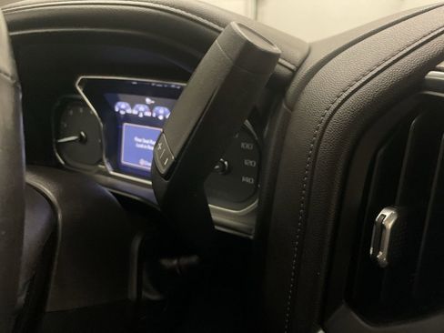 Used 2021 GMC Sierra 1500 Denali w/ Denali Premium Package image 10